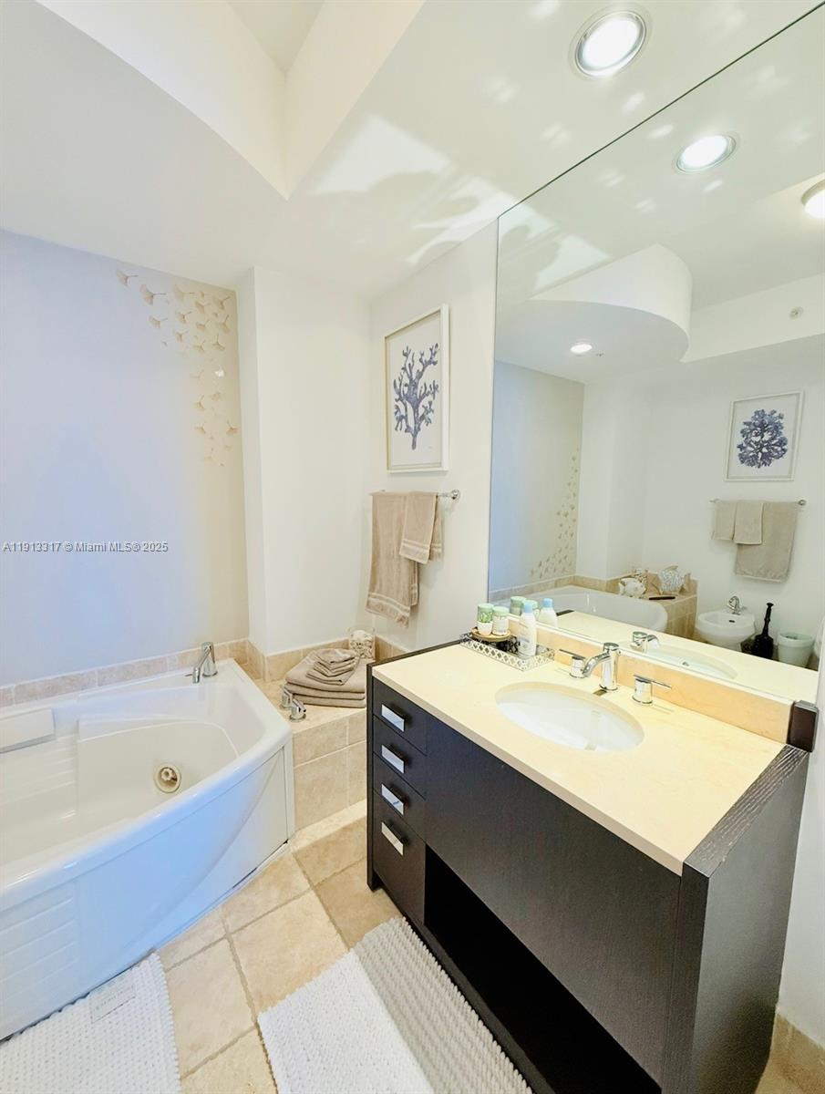 18201 Collins Ave #4506, Sunny Isles Beach FL 33160