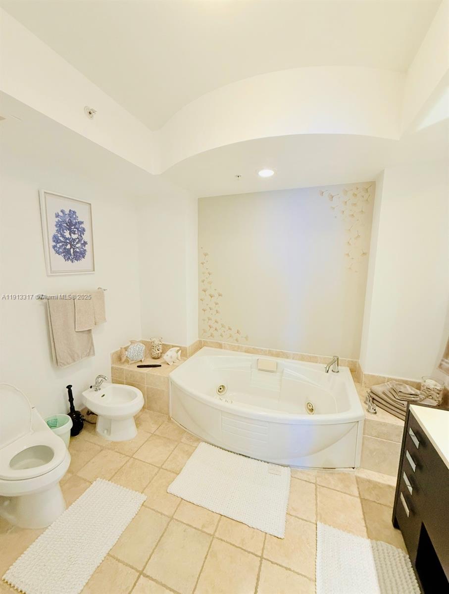 18201 Collins Ave #4506, Sunny Isles Beach FL 33160