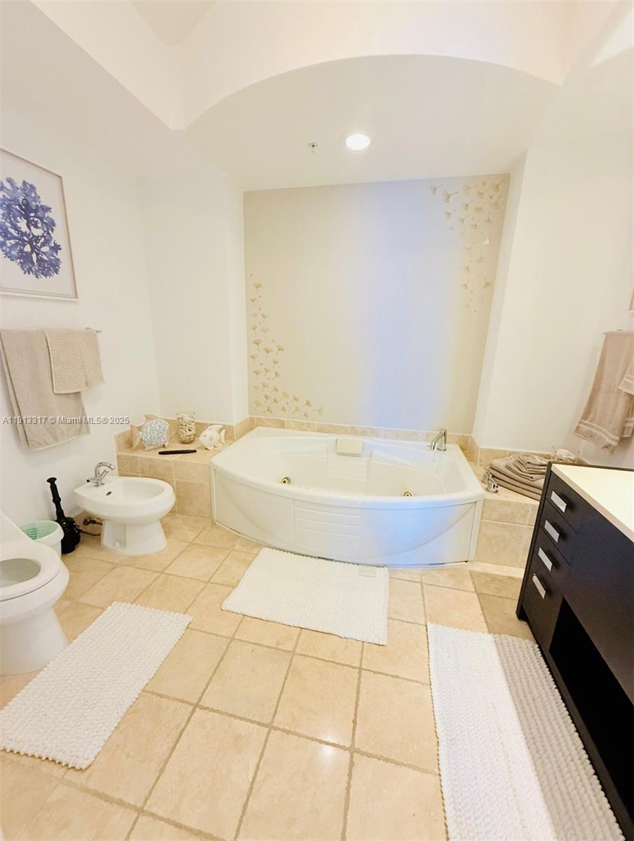 18201 Collins Ave #4506, Sunny Isles Beach FL 33160