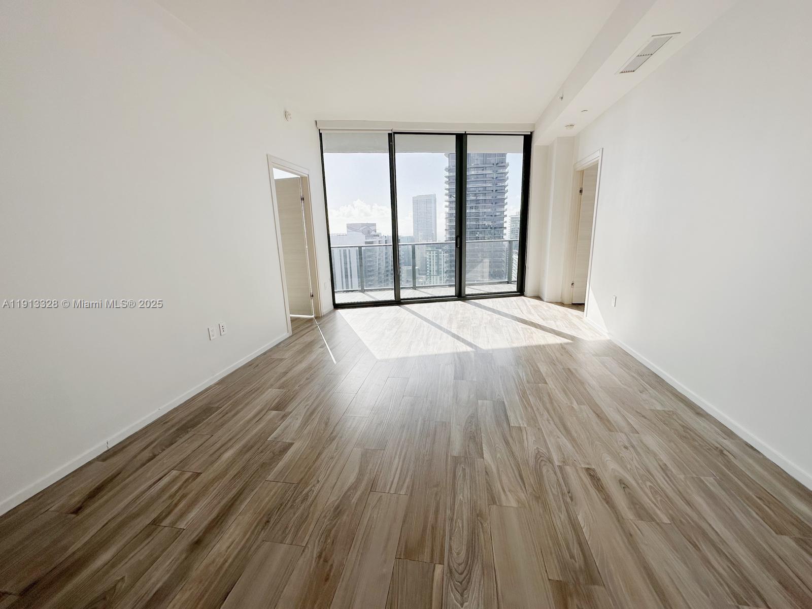801 S Miami Ave #5002, Miami FL 33130