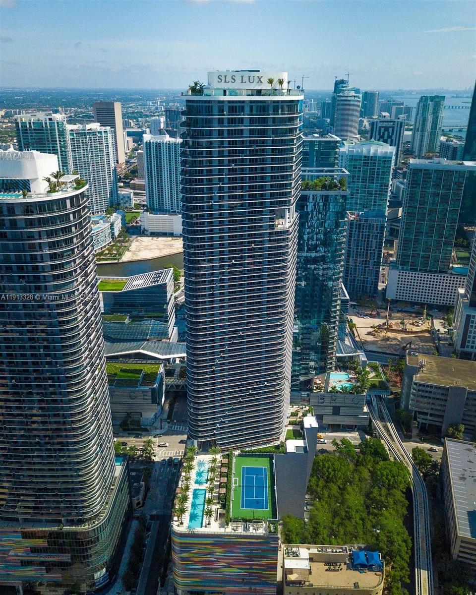 801 S Miami Ave #5002, Miami FL 33130