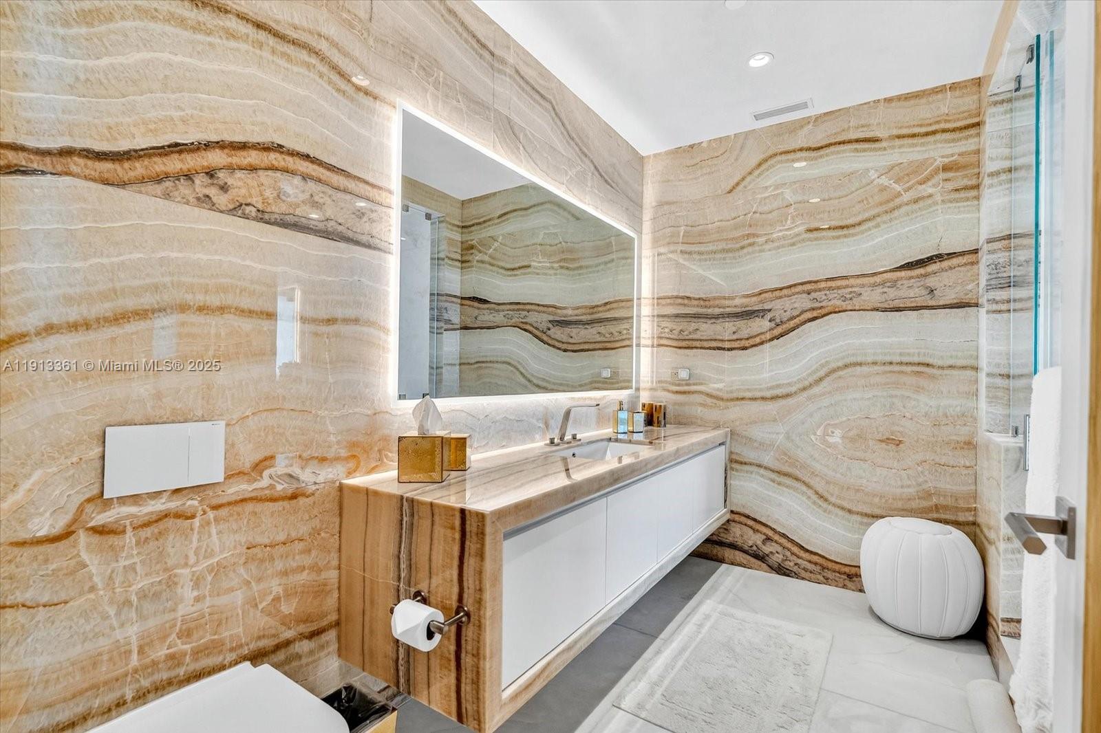 17901 Collins Ave #2004, Sunny Isles Beach FL 33160