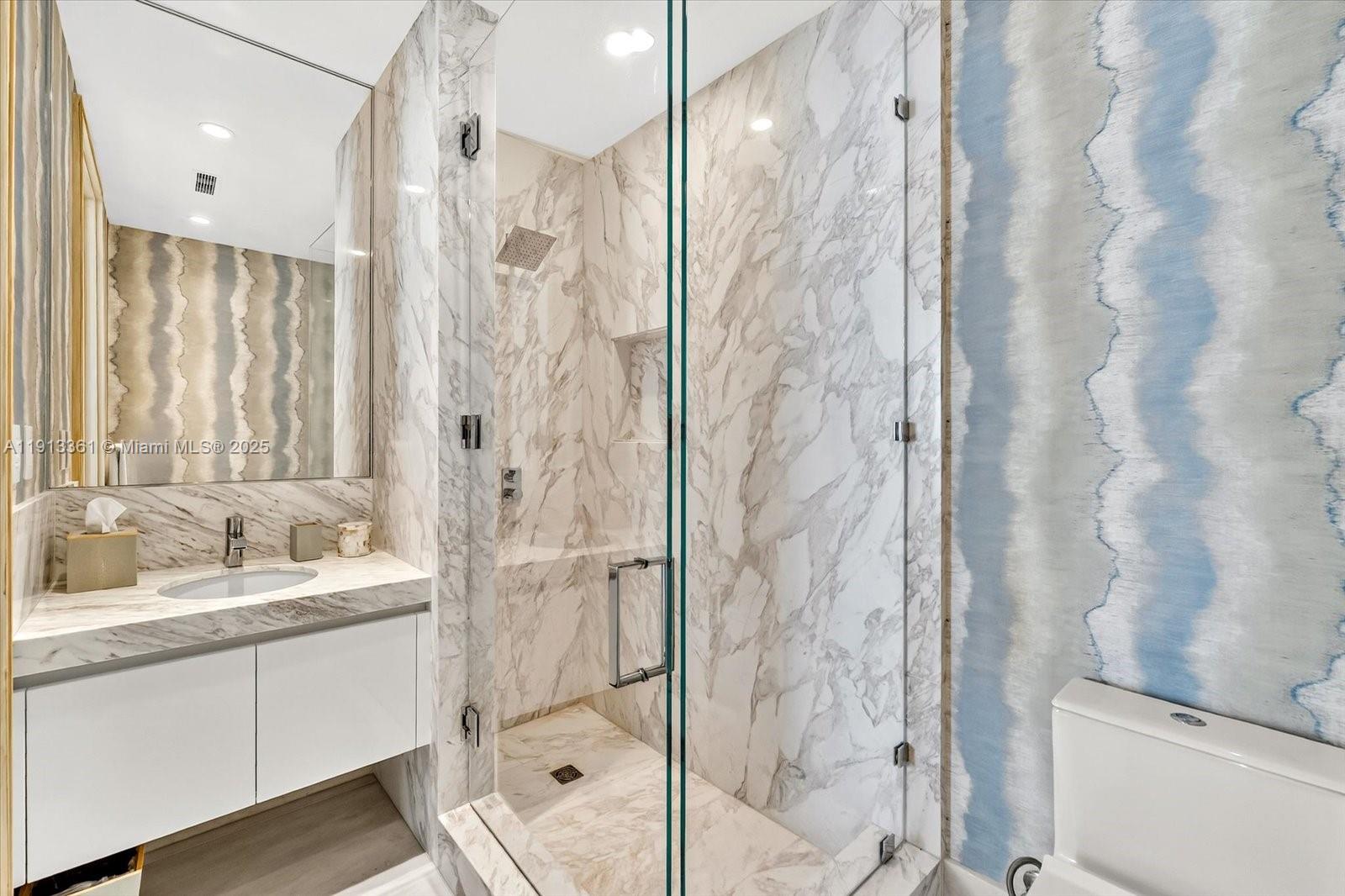 17901 Collins Ave #2004, Sunny Isles Beach FL 33160