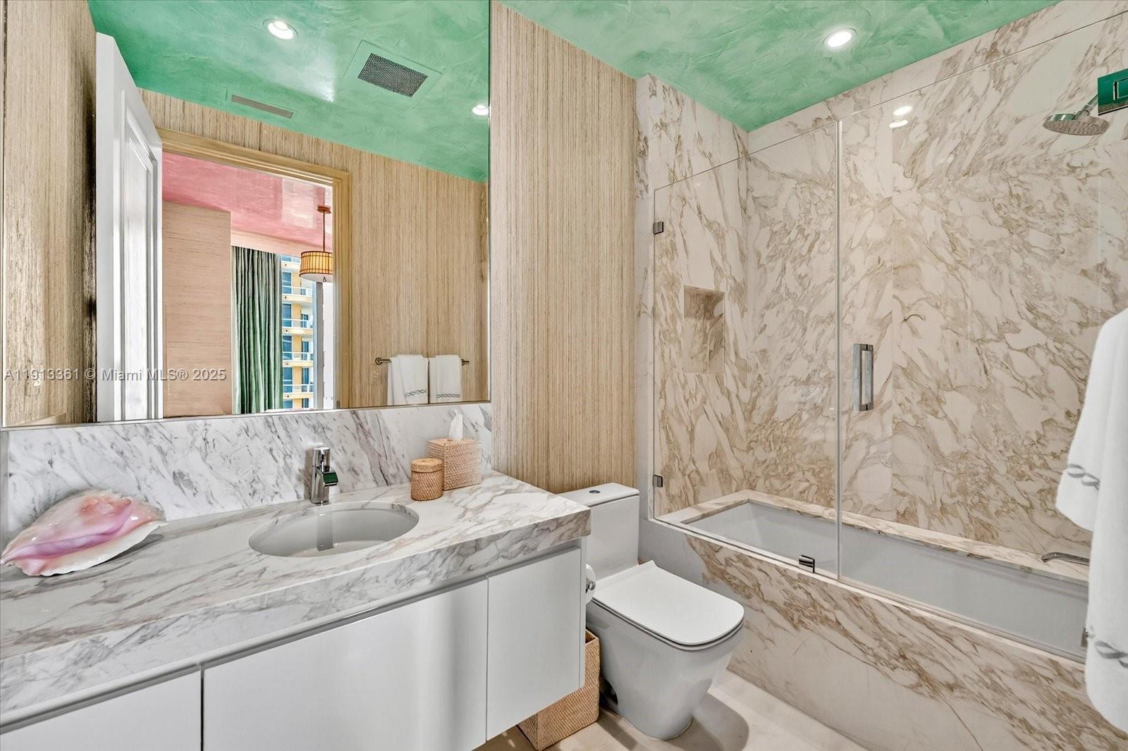 17901 Collins Ave #2004, Sunny Isles Beach FL 33160