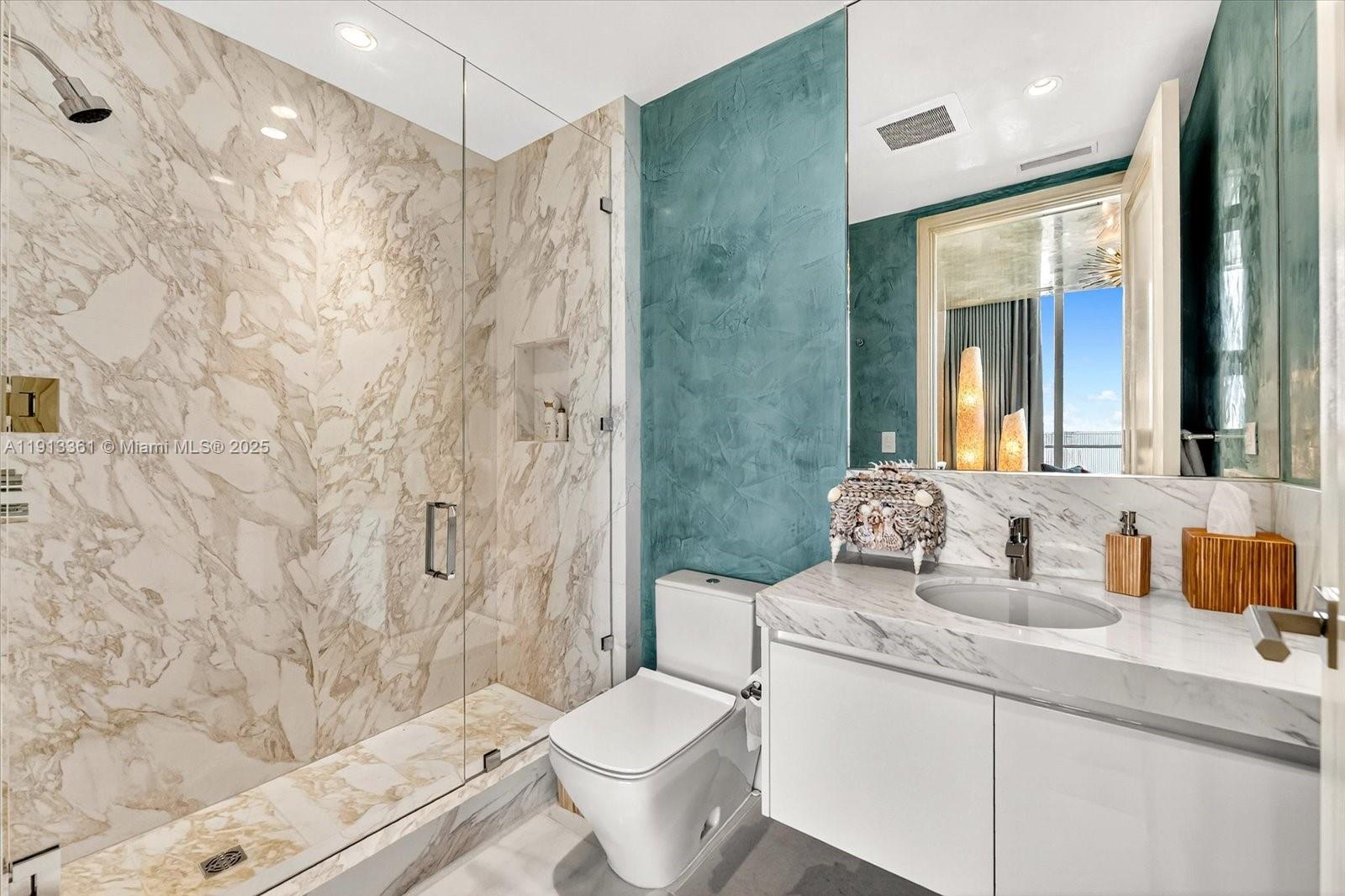 17901 Collins Ave #2004, Sunny Isles Beach FL 33160