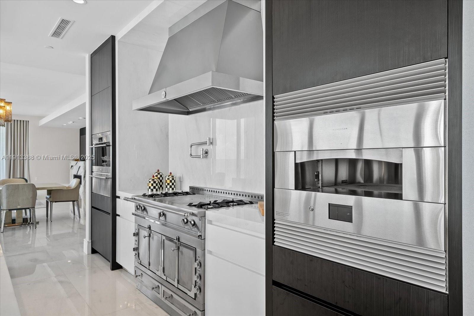 17975 Collins Ave #N-602, Sunny Isles Beach FL 33160