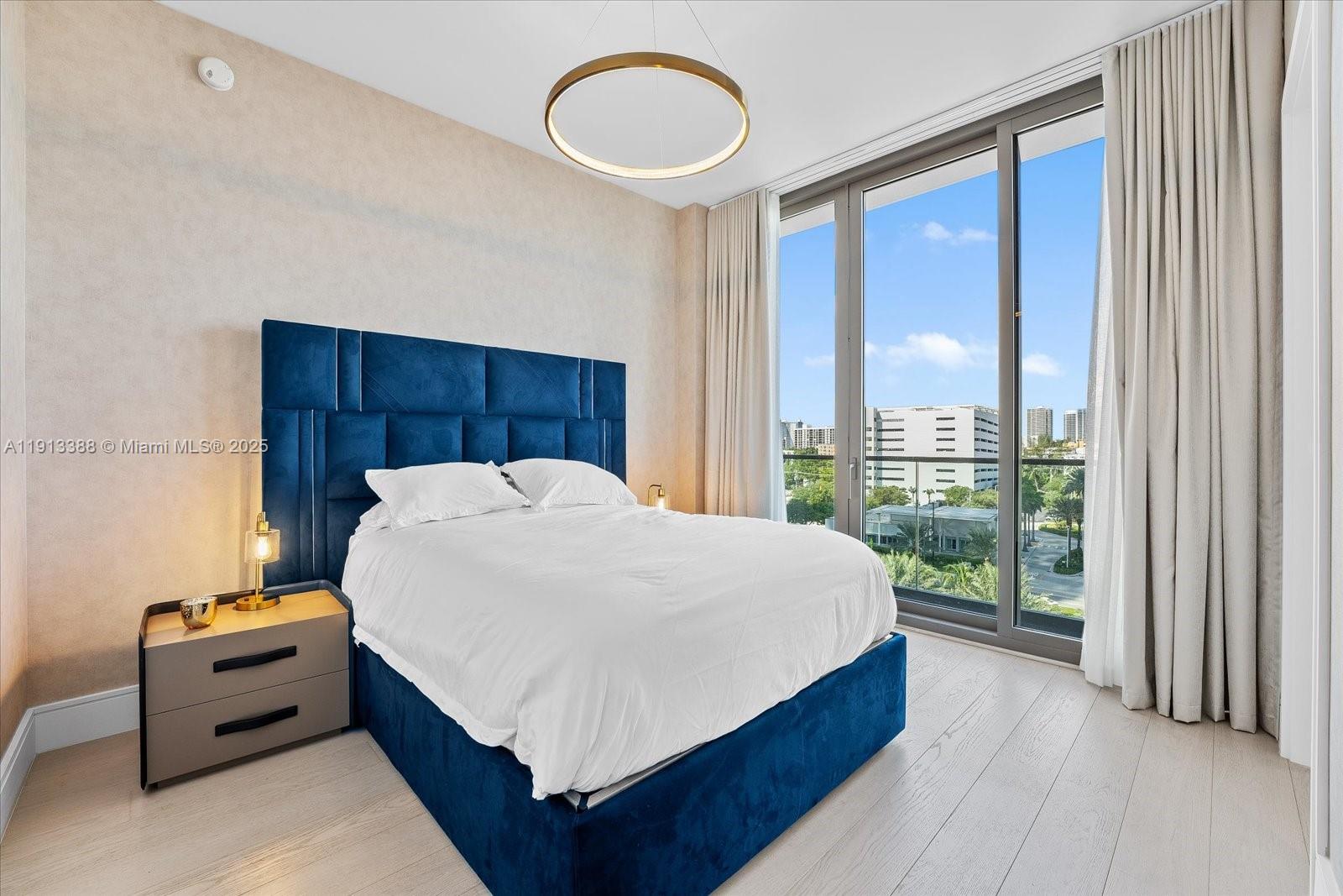 17975 Collins Ave #N-602, Sunny Isles Beach FL 33160