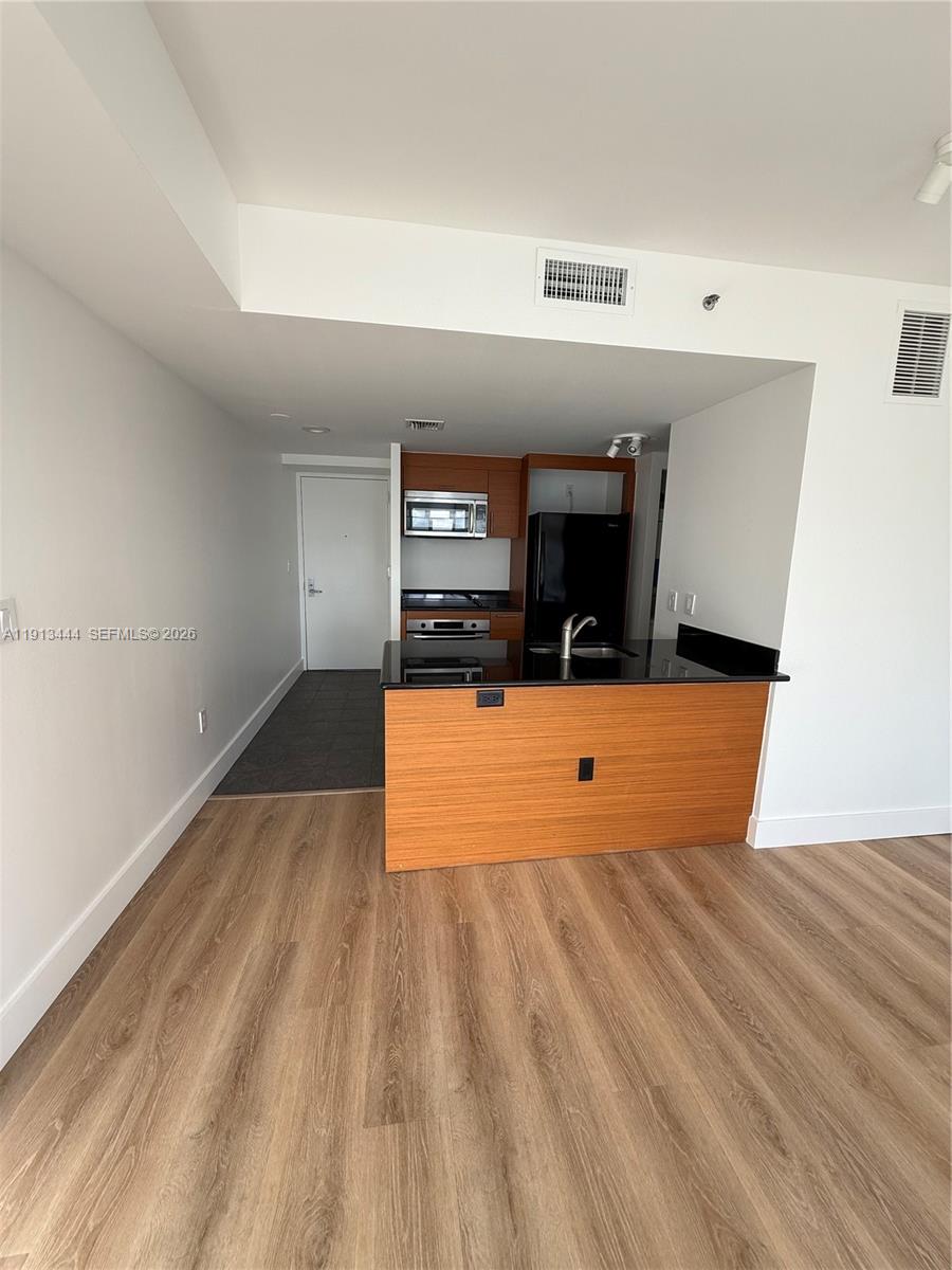 50 Biscayne Blvd #4807, Miami FL 33132