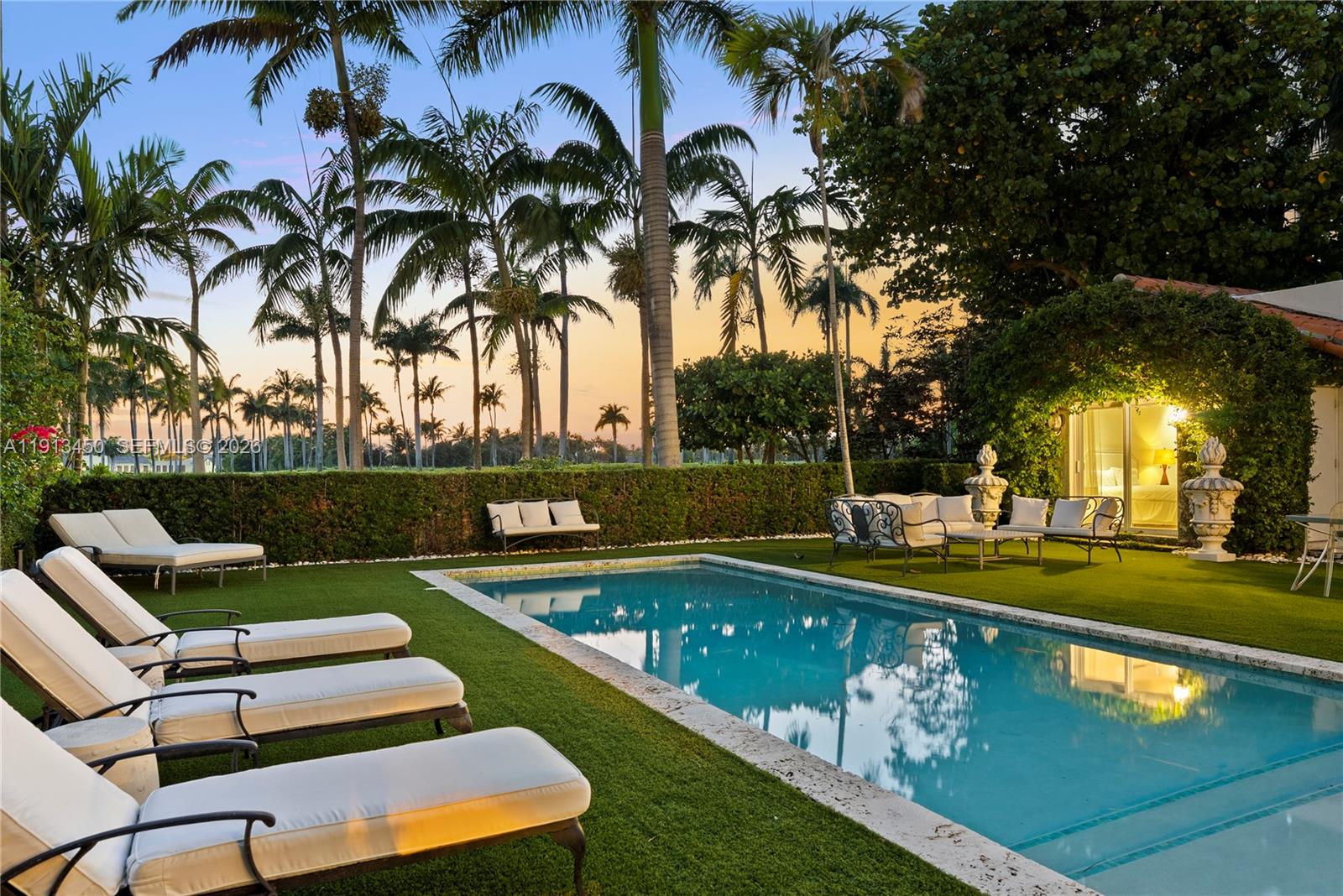 5800 La Gorce Dr, Miami Beach FL 33140