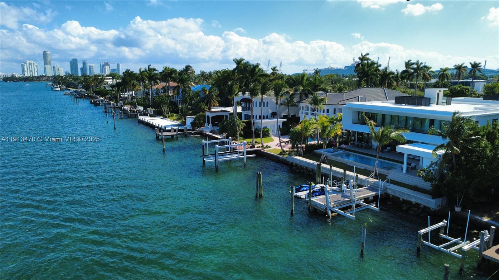 375 N Hibiscus Dr, Miami Beach FL 33139