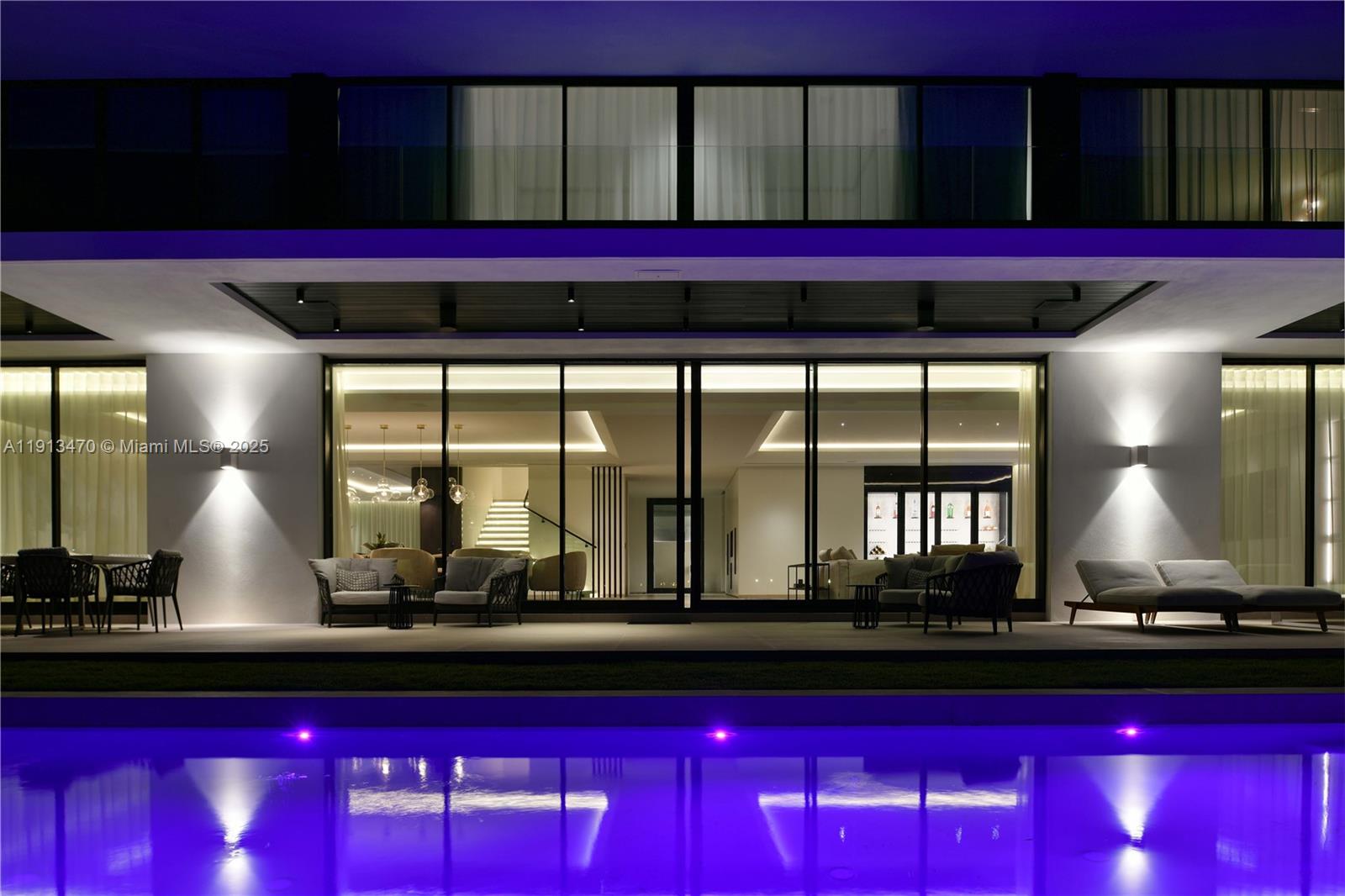 375 N Hibiscus Dr, Miami Beach FL 33139