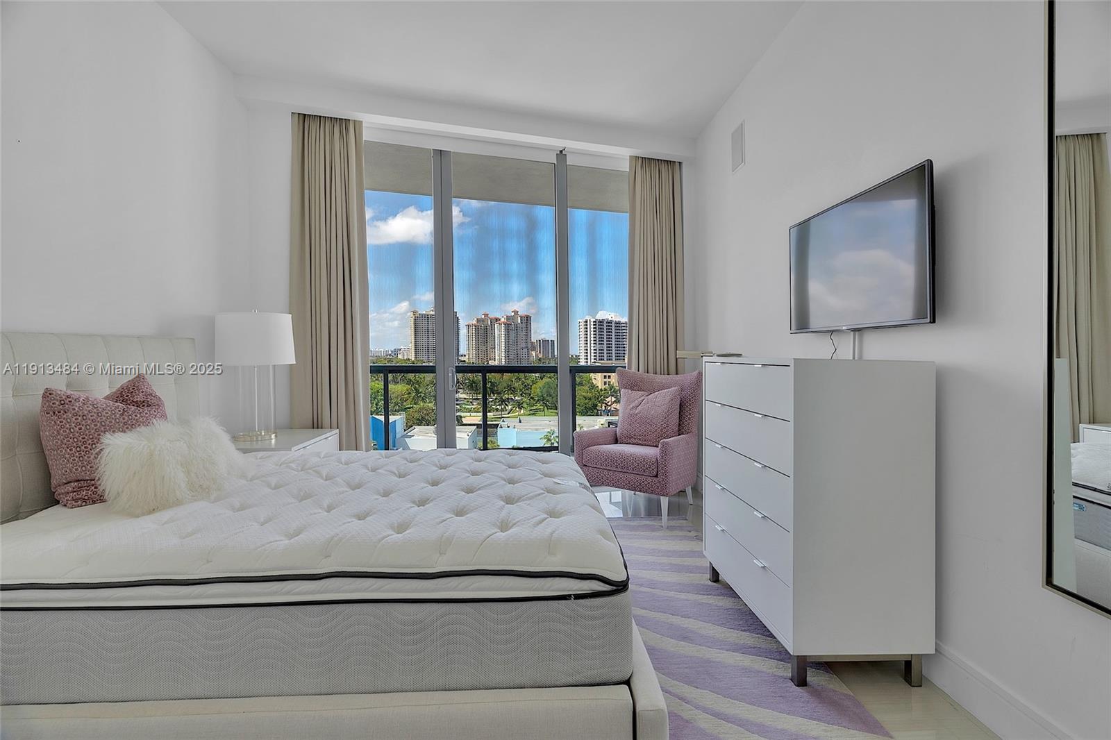 3250 NE 188th St #703, Aventura FL 33180