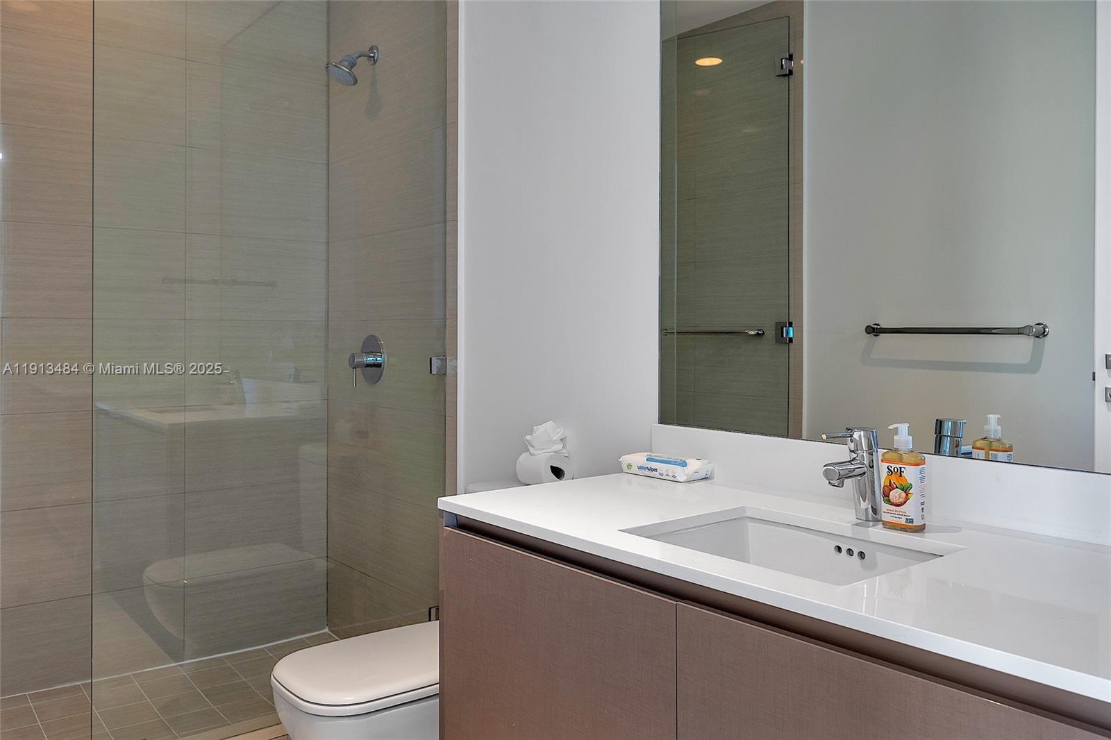 3250 NE 188th St #703, Aventura FL 33180