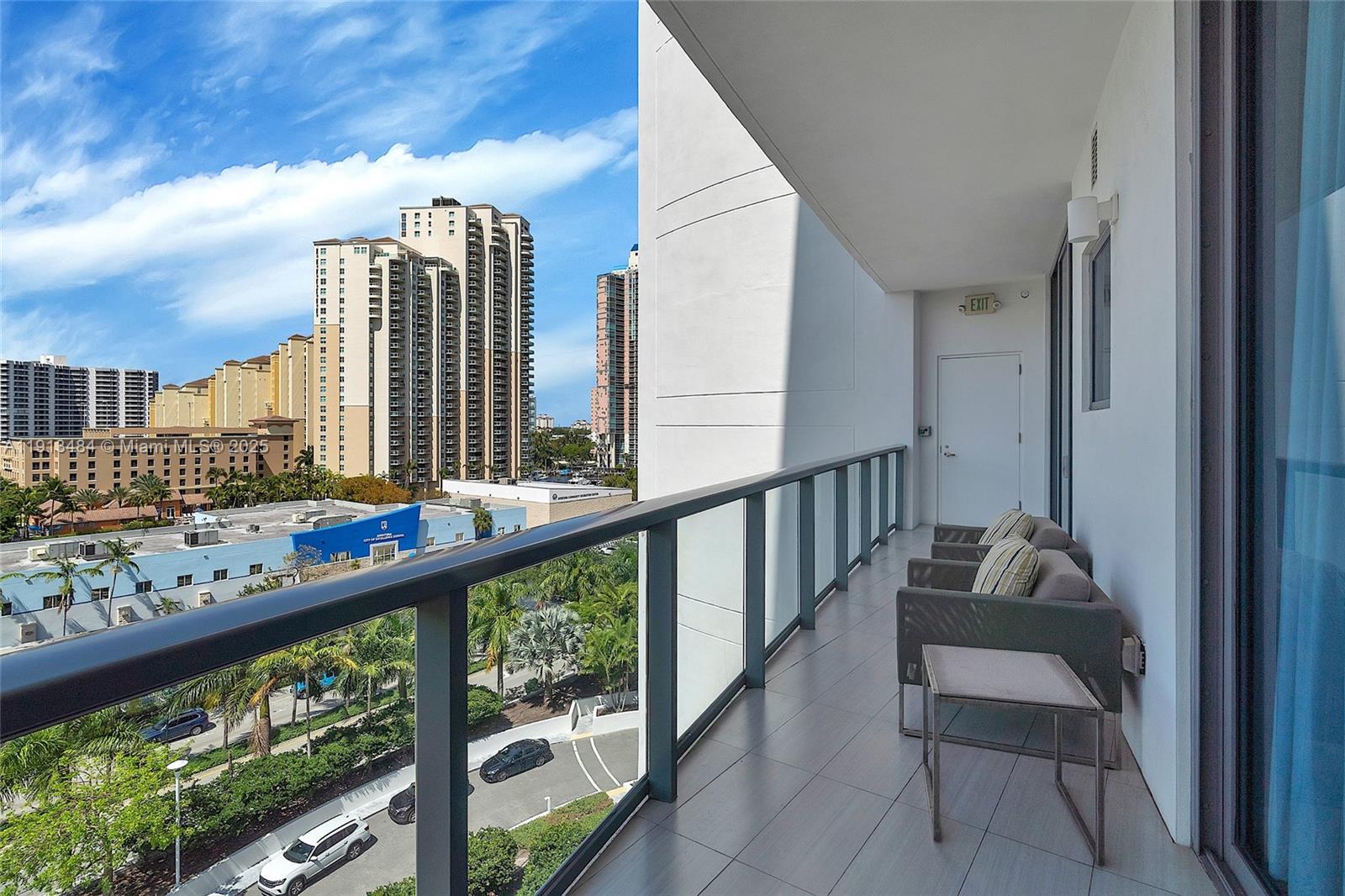 3250 NE 188th St #703, Aventura FL 33180