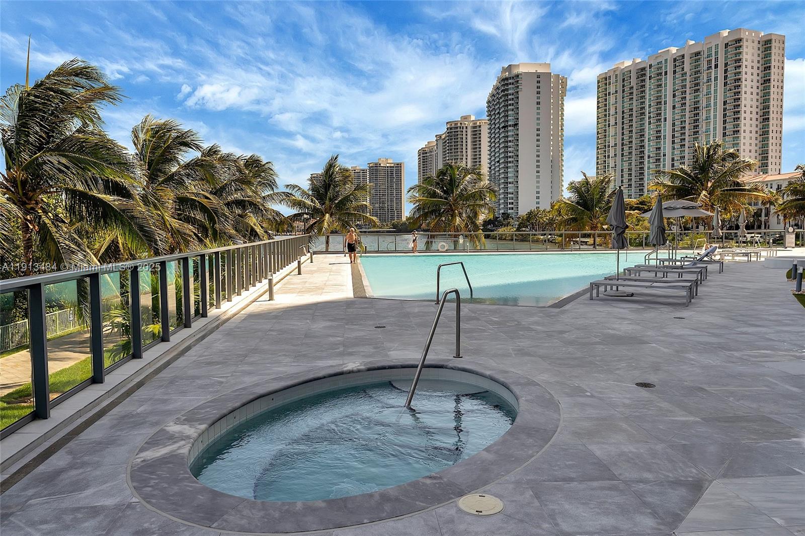3250 NE 188th St #703, Aventura FL 33180