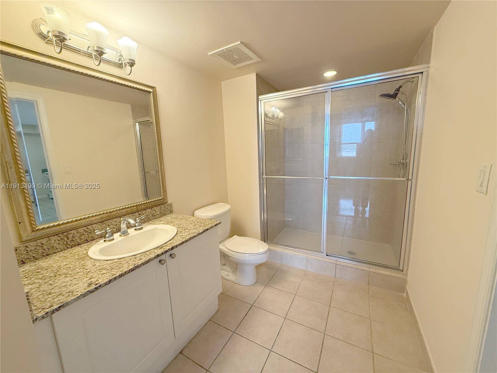 19501 W Country Club Dr #912, Aventura FL 33180