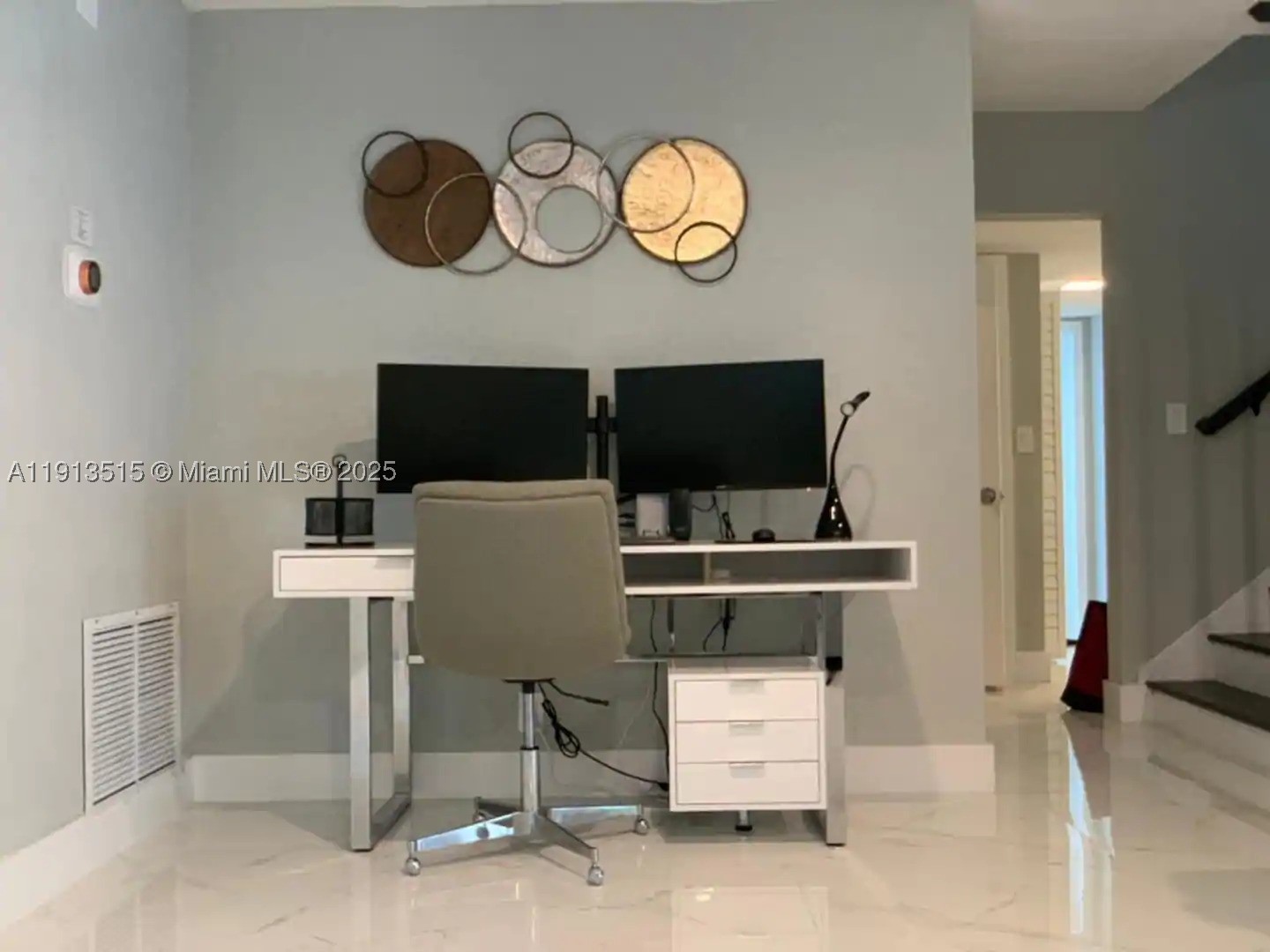 1241 Hollywood Blvd, Hollywood FL 33019