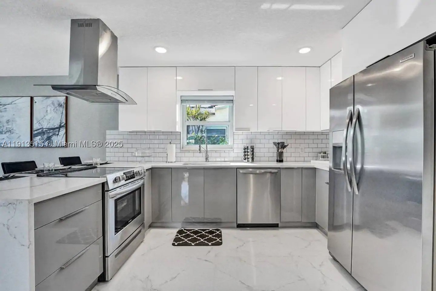 1241 Hollywood Blvd, Hollywood FL 33019