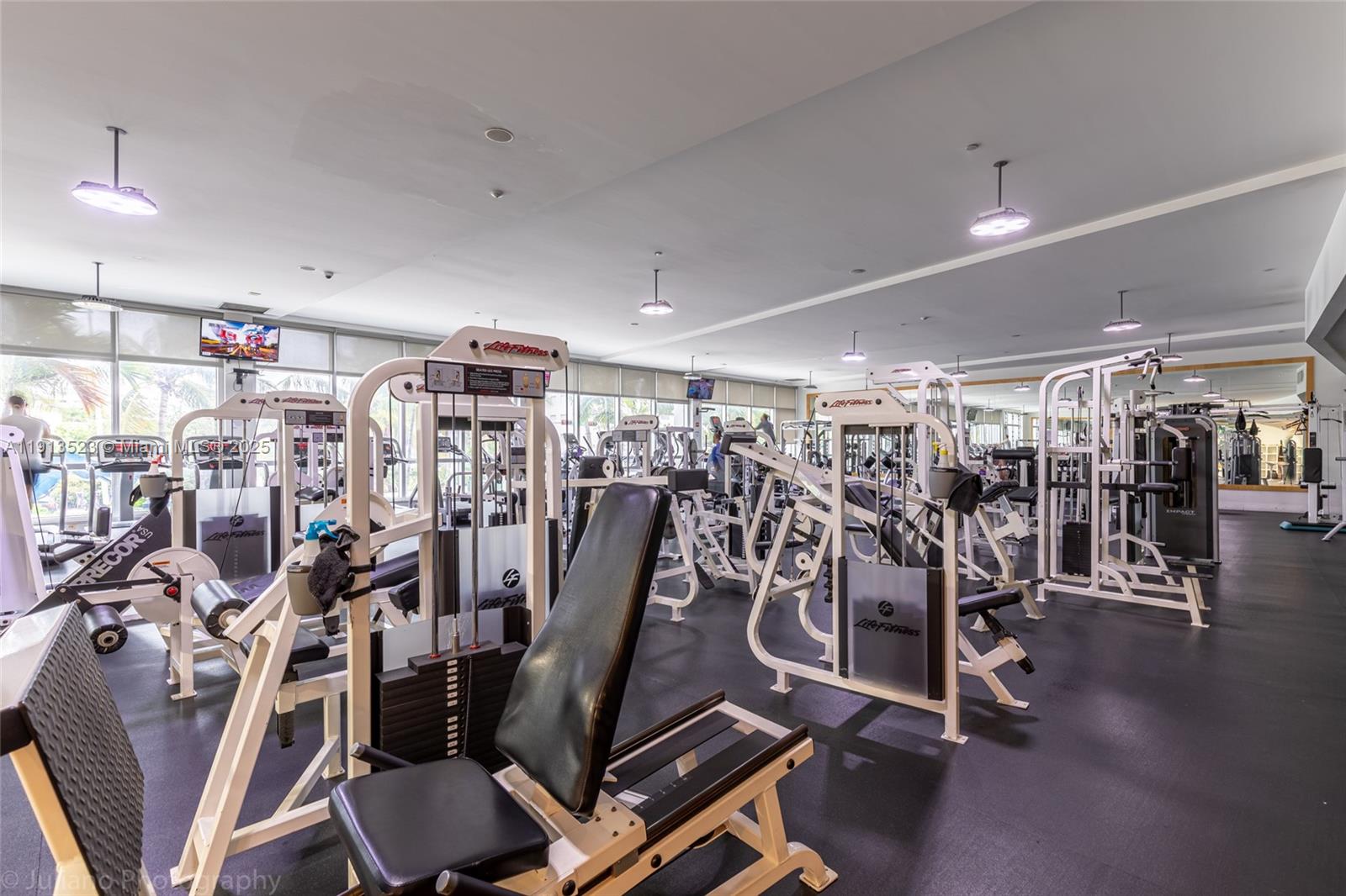 1000 West Ave #732, Miami Beach FL 33139