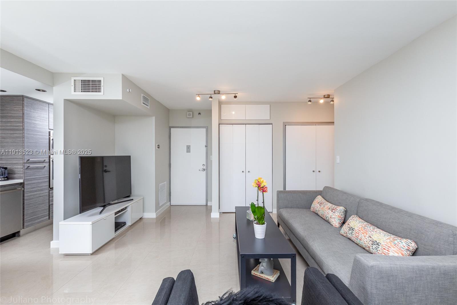 1000 West Ave #732, Miami Beach FL 33139