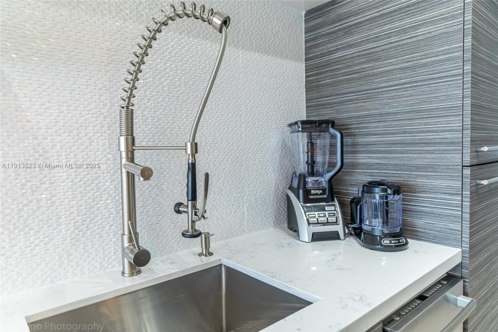 1000 West Ave #732, Miami Beach FL 33139