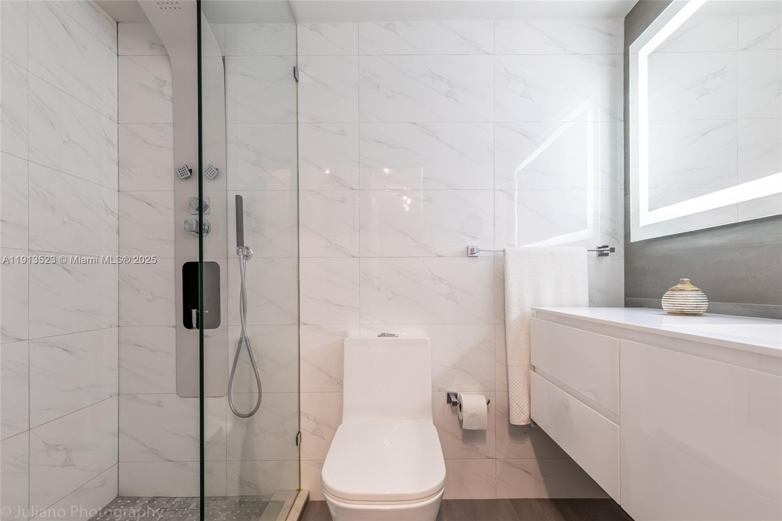 1000 West Ave #732, Miami Beach FL 33139