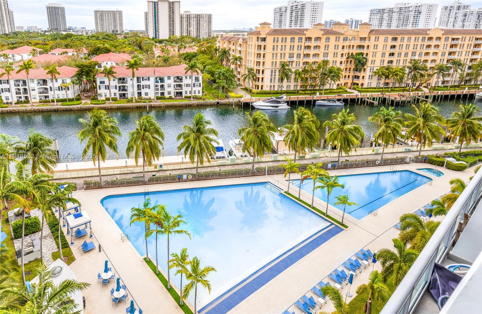 Aventura FL 33180 - A11913532
