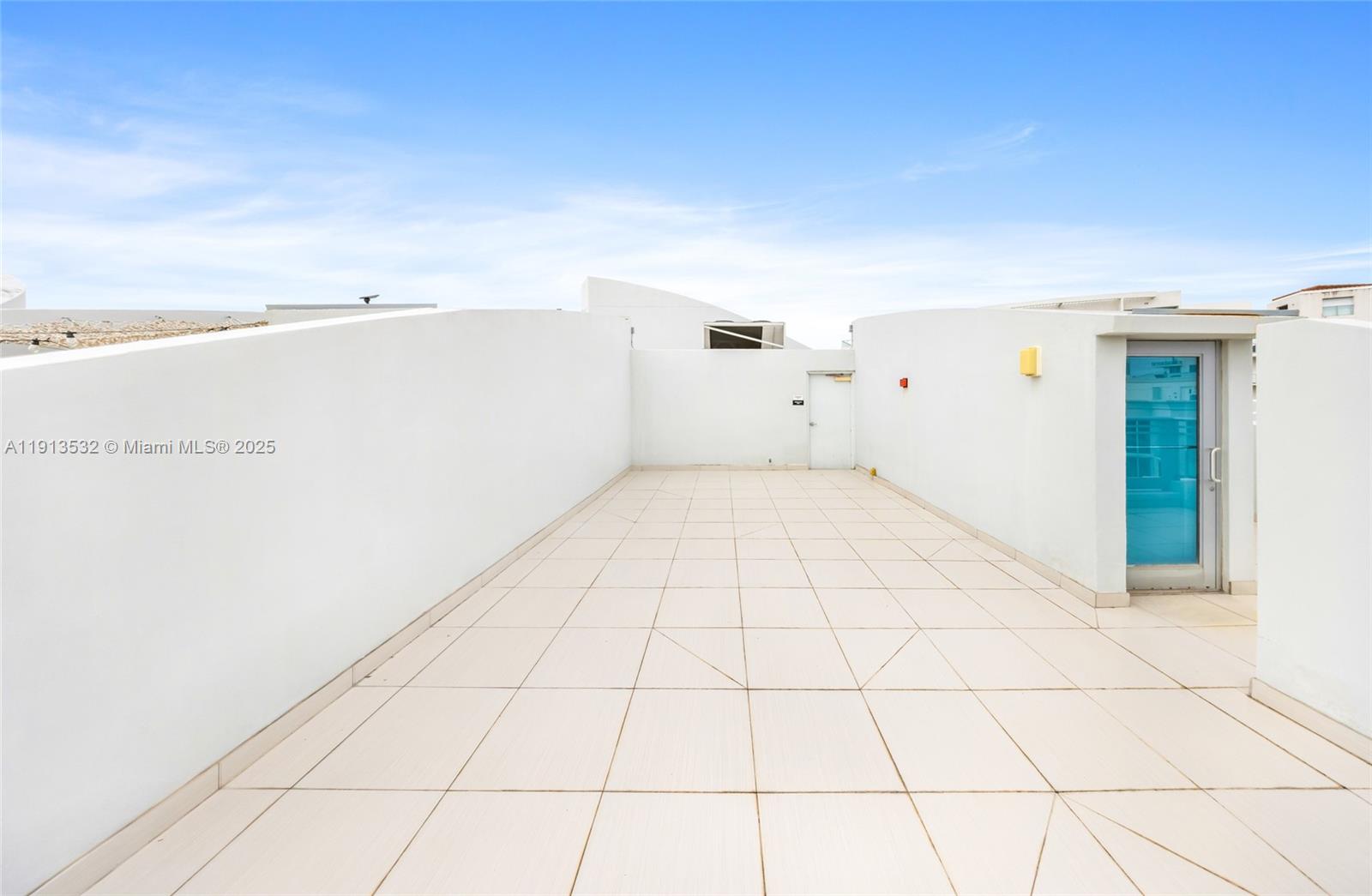 Aventura FL 33180 - A11913532