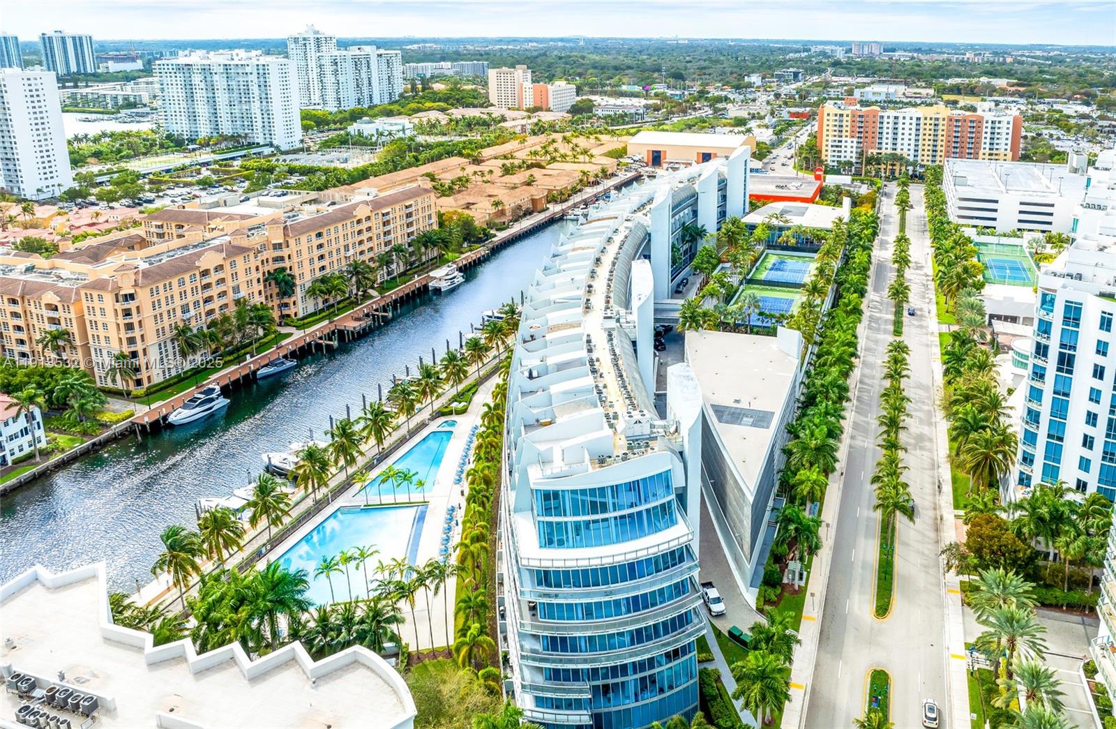 Aventura FL 33180 - A11913532