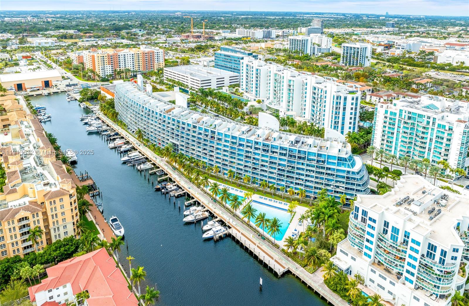 Aventura FL 33180 - A11913532