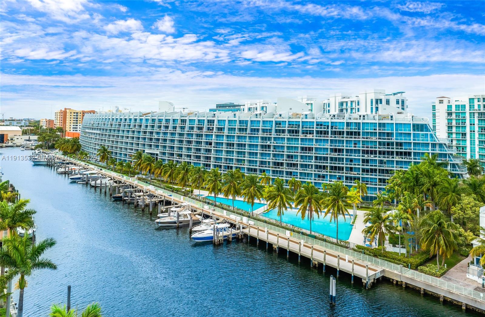 Aventura FL 33180 - A11913532
