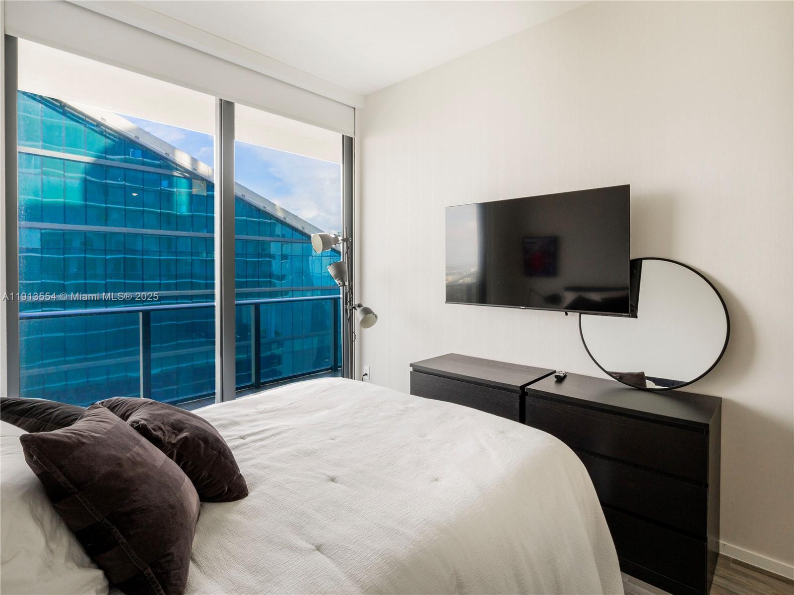 801 S Miami Ave #4909, Miami FL 33130