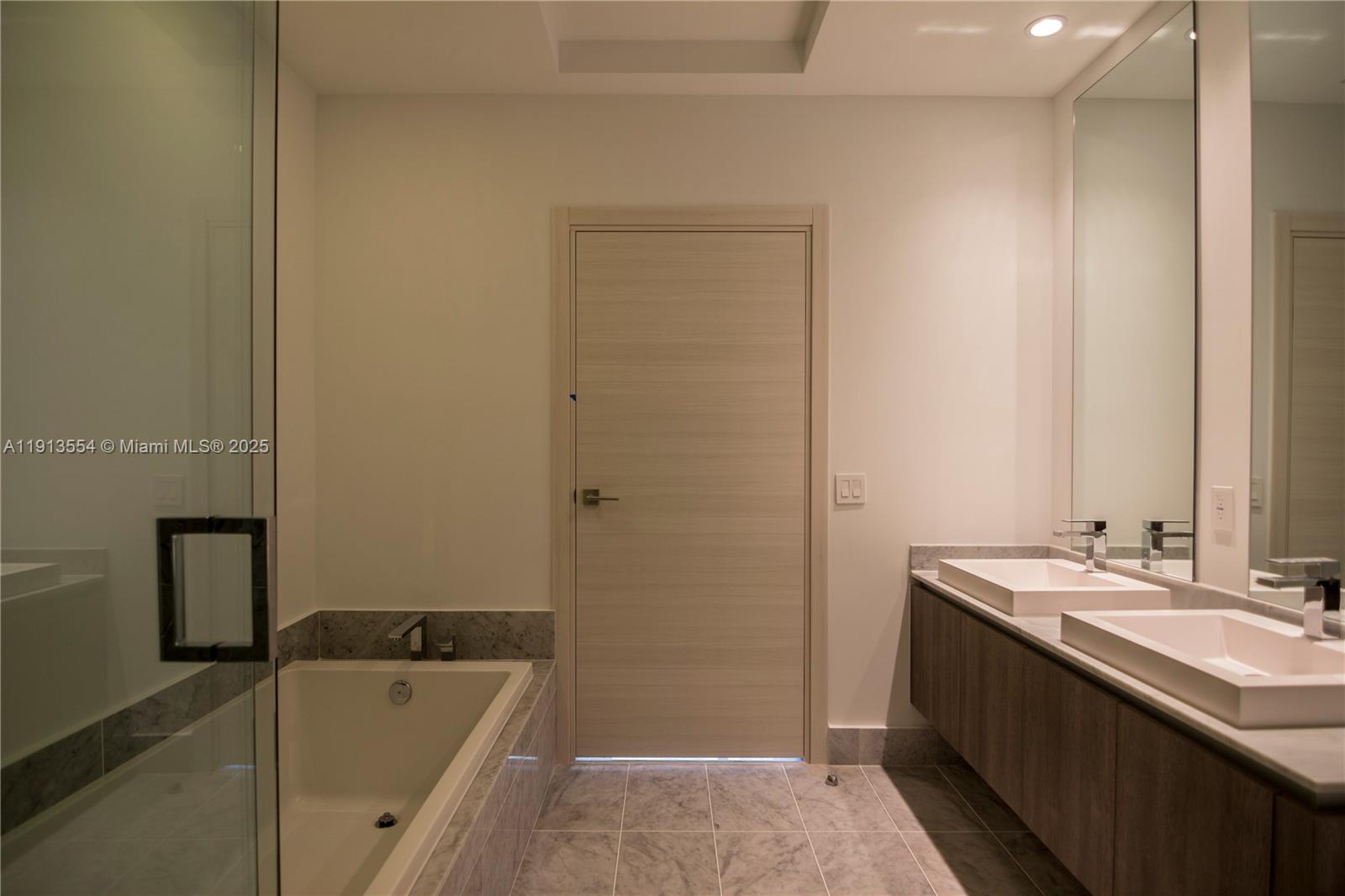 801 S Miami Ave #4909, Miami FL 33130