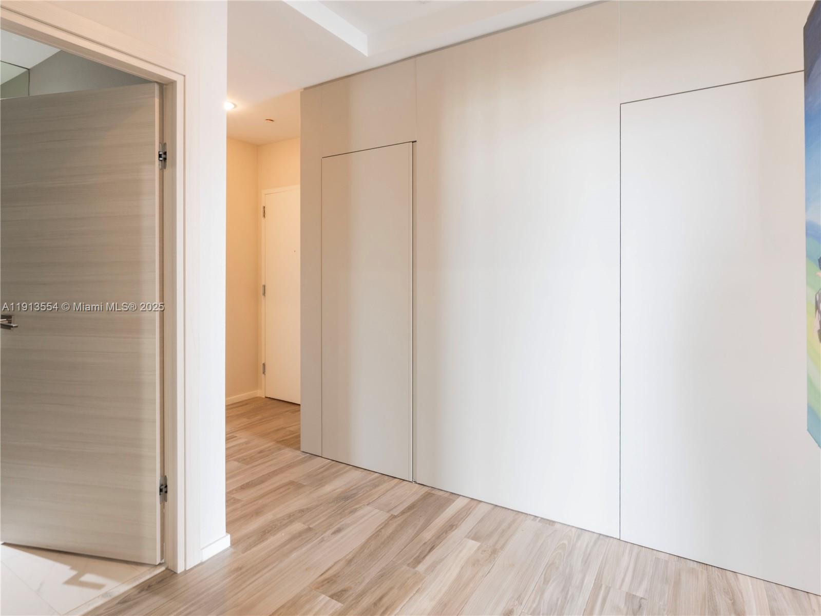 801 S Miami Ave #4909, Miami FL 33130