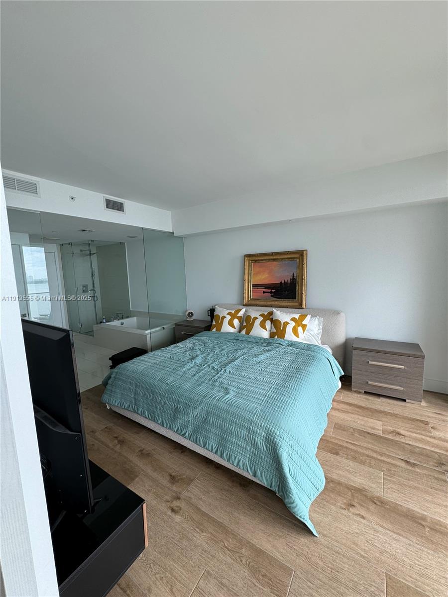 650 NE 32 street #1805, Miami FL 33137