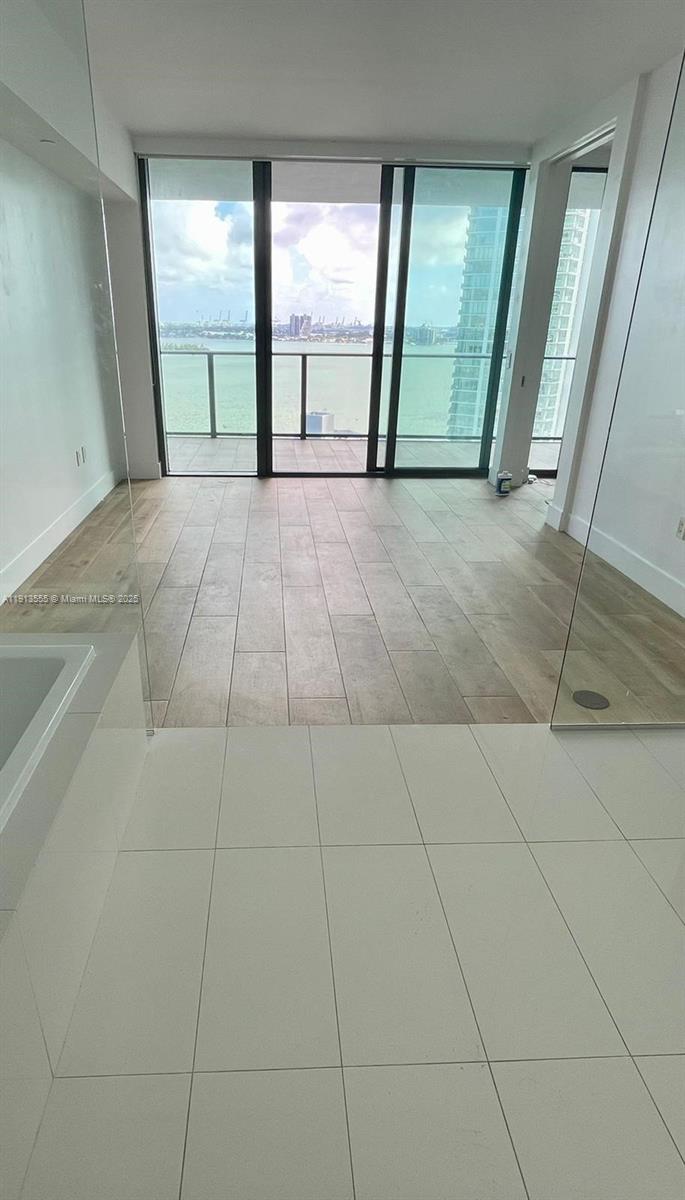 650 NE 32 street #1805, Miami FL 33137