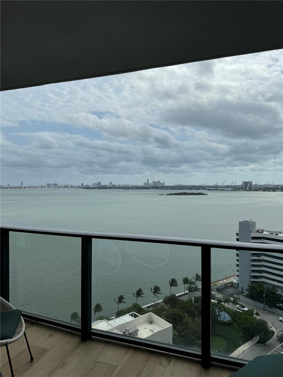 650 NE 32 street #1805, Miami FL 33137