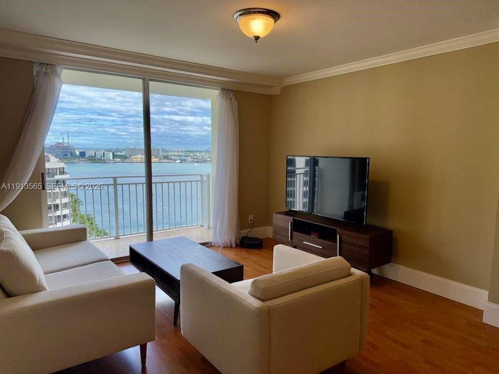 770 Claughton Island Dr #1613, Miami FL 33131