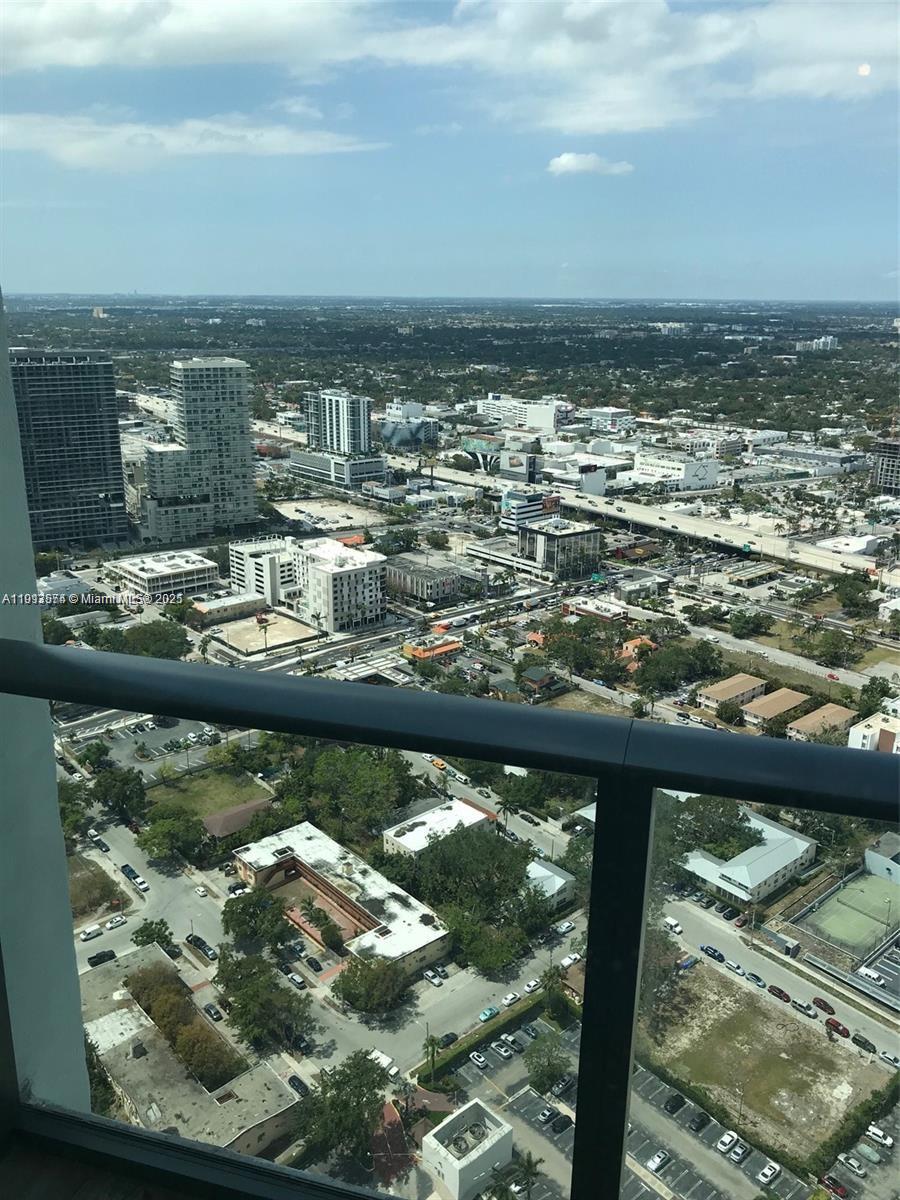 650 NE 32nd St #4908, Miami FL 33137