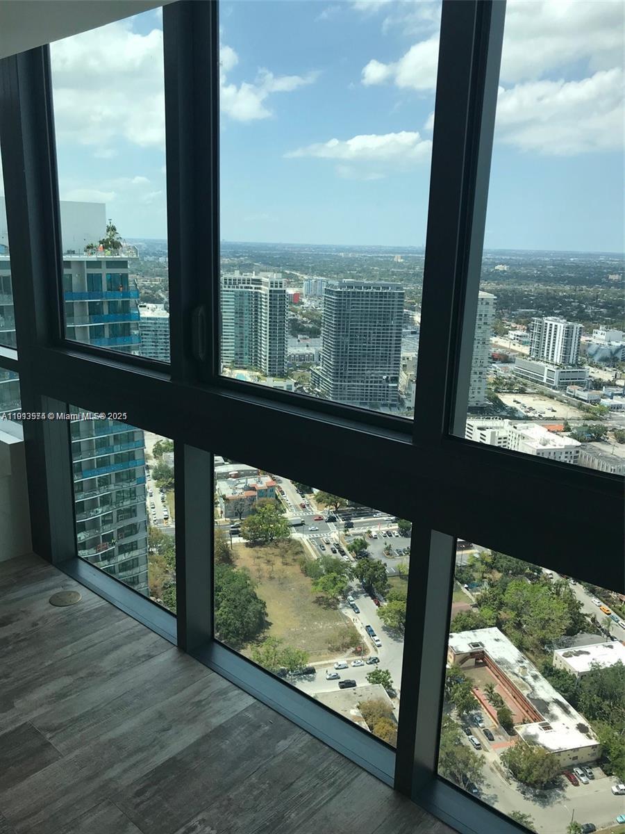650 NE 32nd St #4908, Miami FL 33137