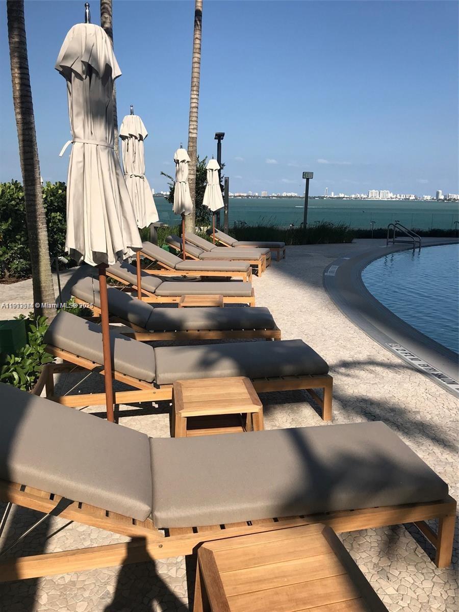 650 NE 32nd St #4908, Miami FL 33137