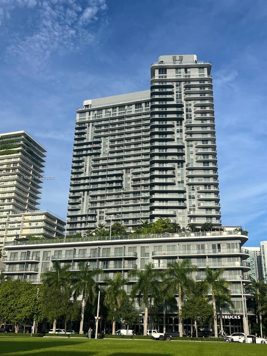 121 NE 34th St #1809, Miami FL 33137