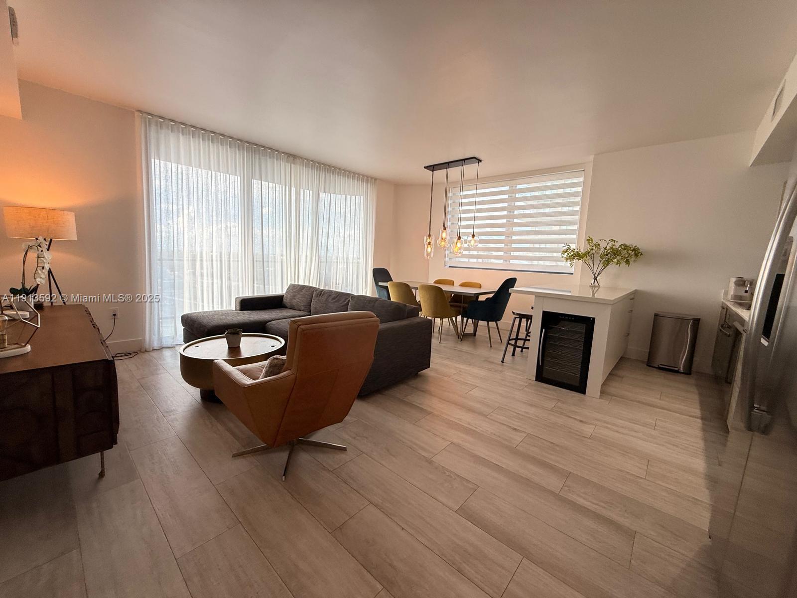 121 NE 34th St #1809, Miami FL 33137