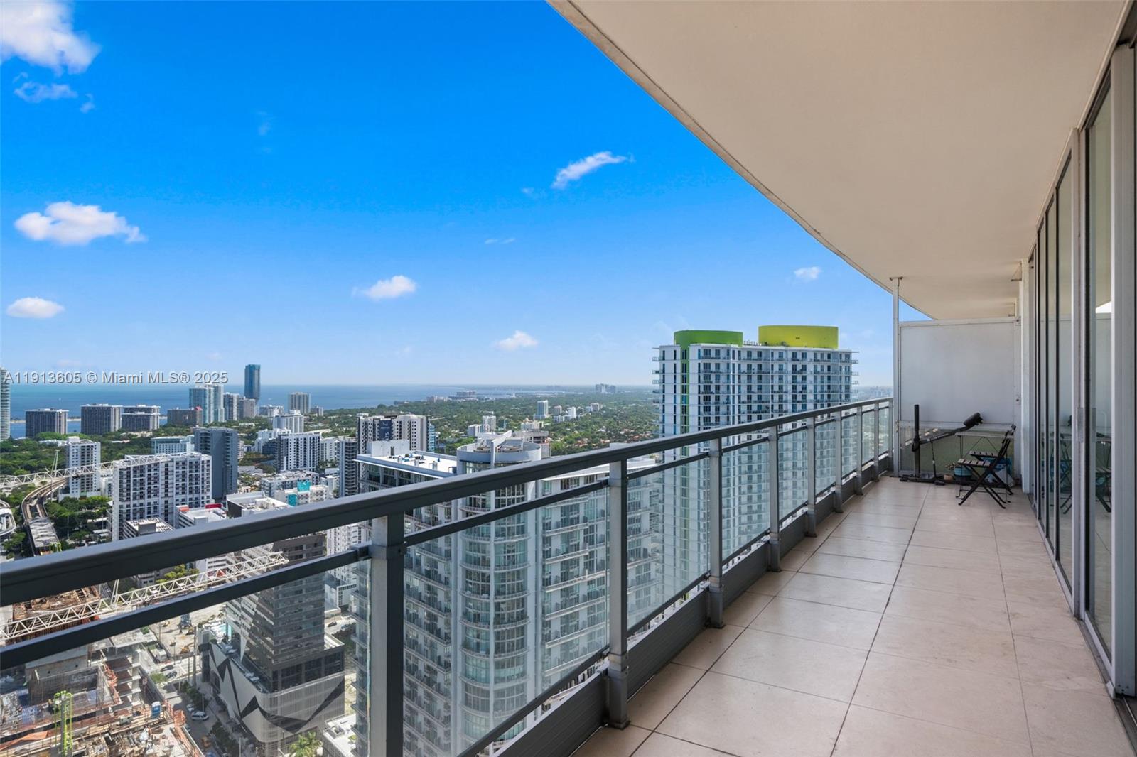 92 SW 3rd St #4403, Miami FL 33130