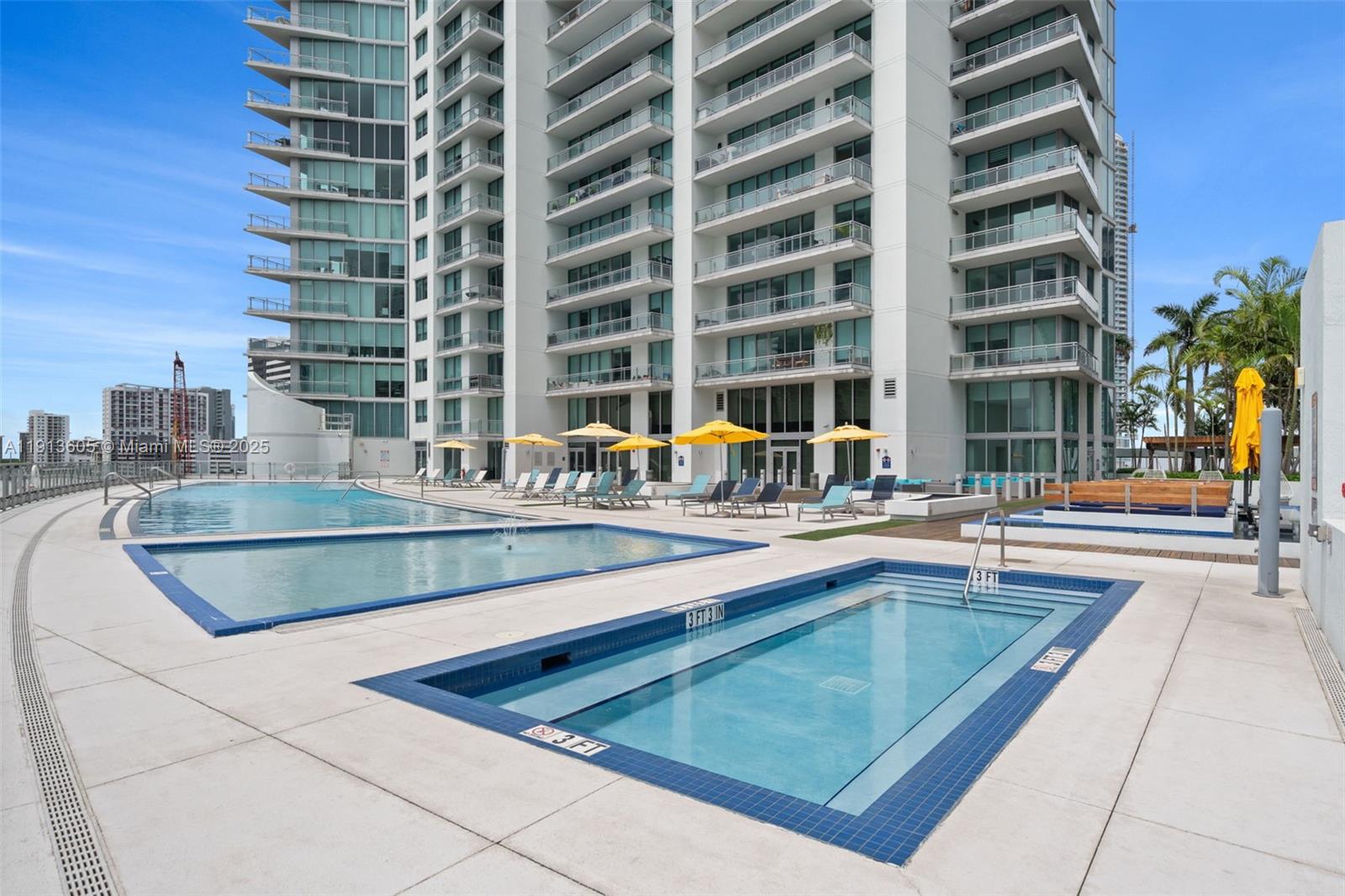 92 SW 3rd St #4403, Miami FL 33130