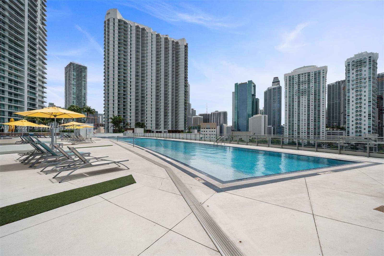 92 SW 3rd St #4403, Miami FL 33130