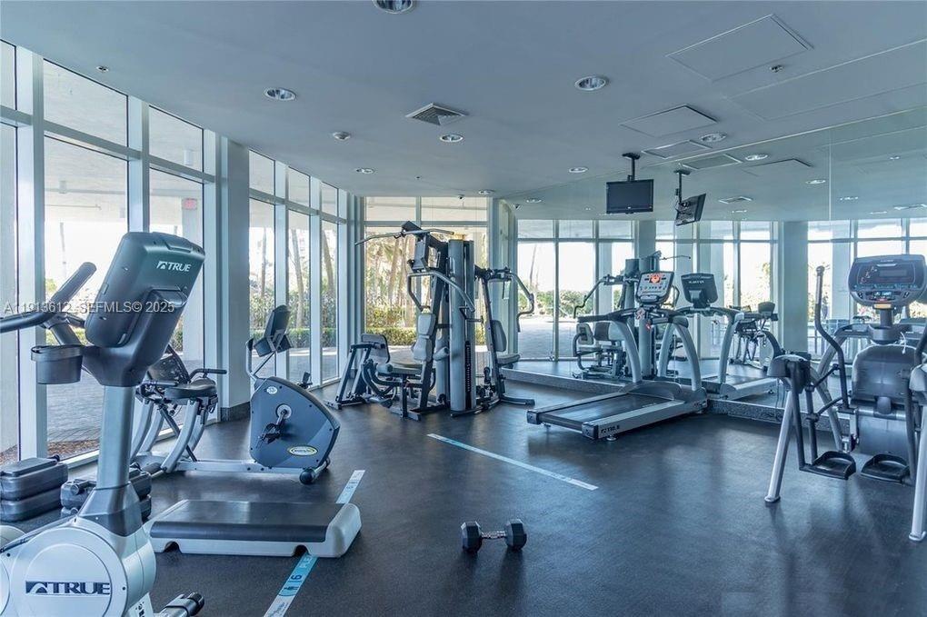6515 Collins Ave #1007, Miami Beach FL 33141