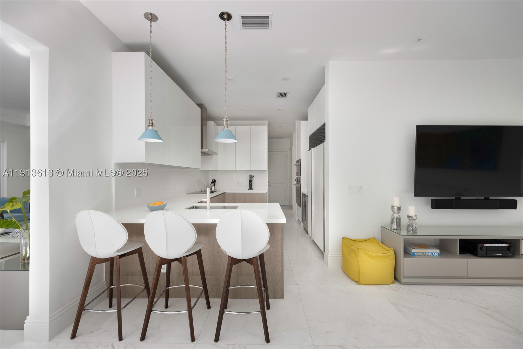 2760 Brickell Ct #2760, Miami FL 33129