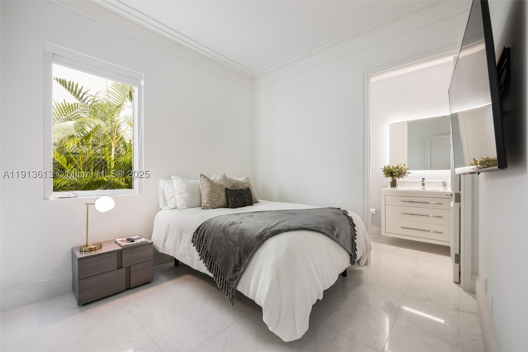 2760 Brickell Ct #2760, Miami FL 33129