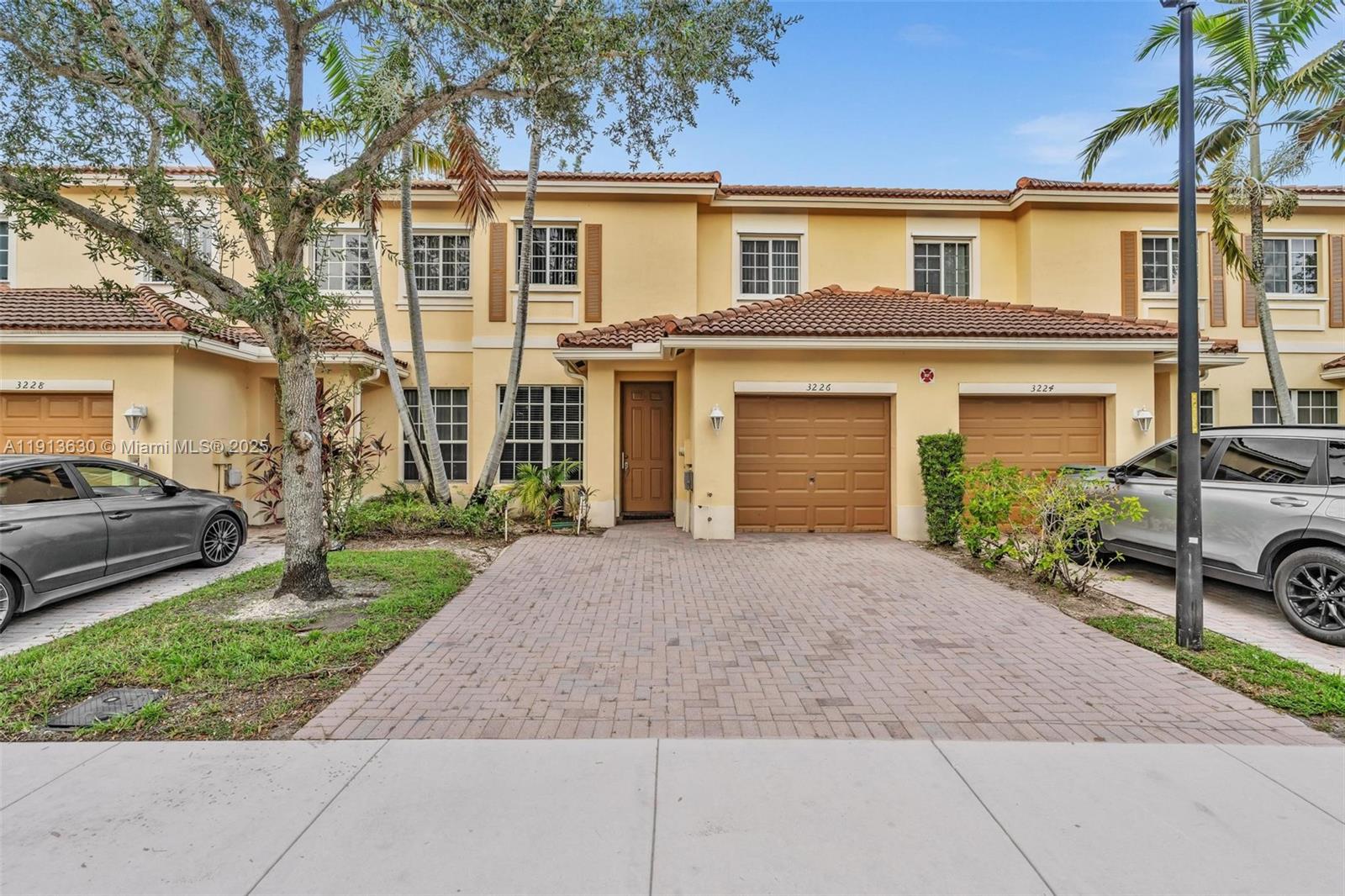 3226 NW 31st Ter, Oakland Park FL 33309